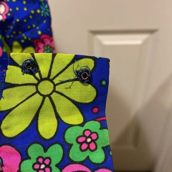 Groovy 60’s Floral Dress - Picture 8 of 9